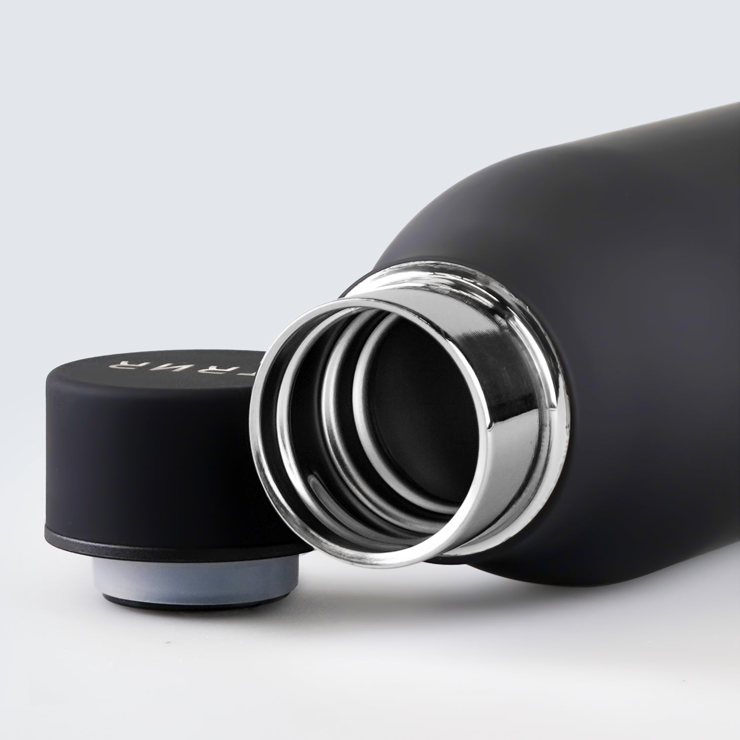 TRNR BLISS BOTTLE 600ML BLACK - image 3