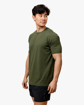 WHILE ON EARTH MEN'S RANGE TEE OLIVE