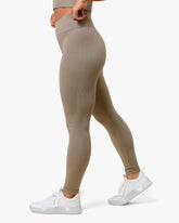 WOE WOMEN'S HIGH-RISE AURA TIGHT 26" OVERLAND