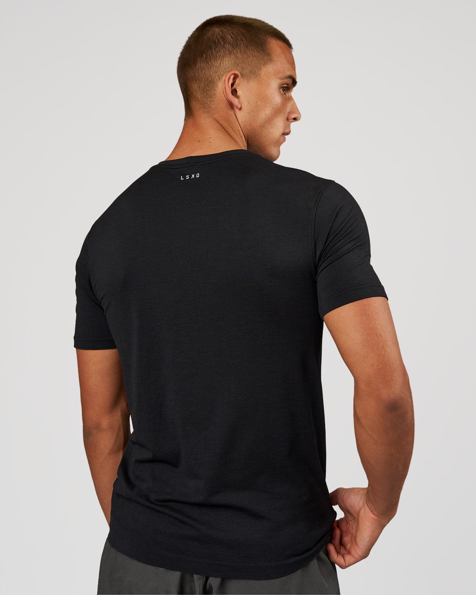 LSKD AEROFLX+ SEAMLESS SET IN TEE - BLACK MARL - image 3