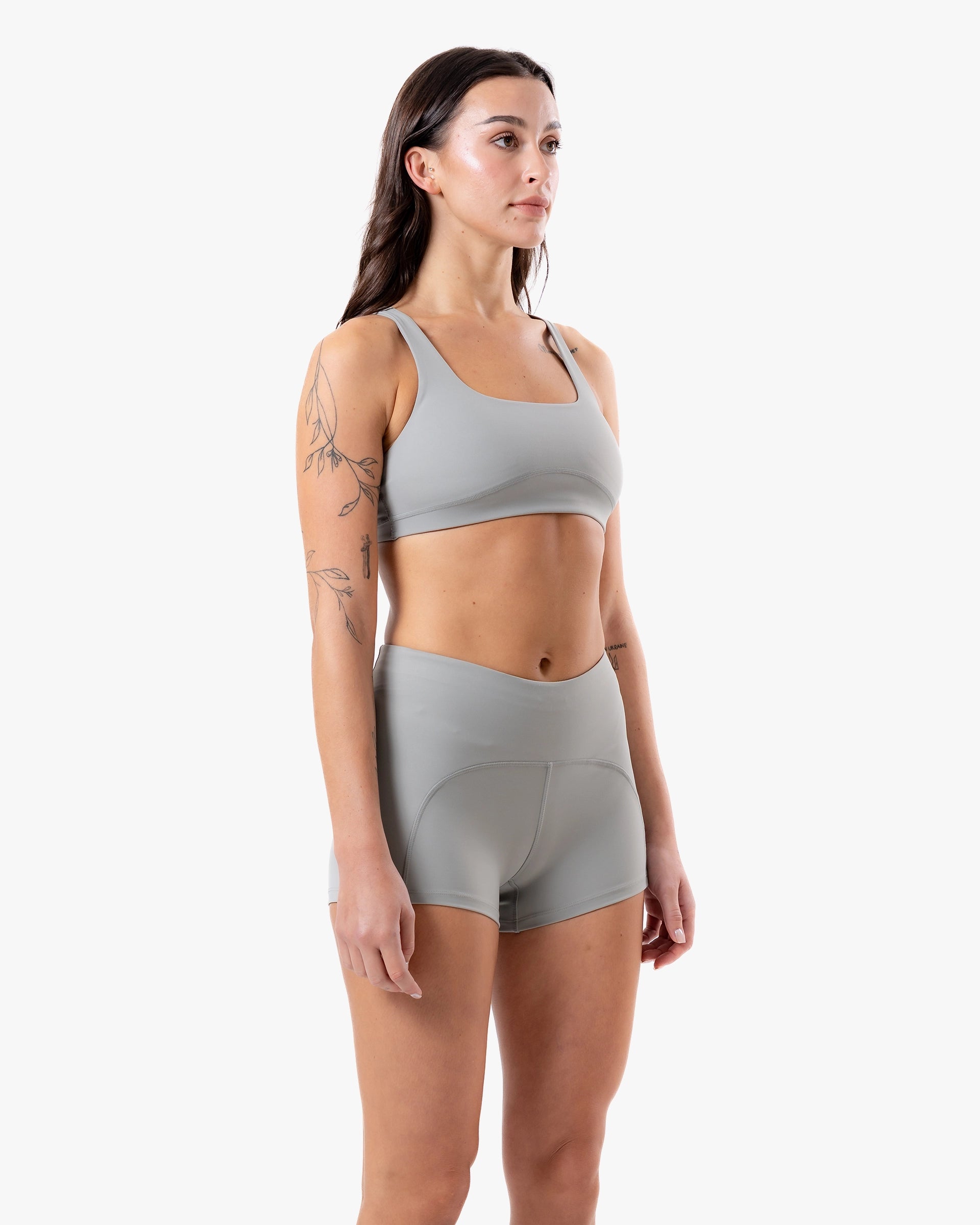 WOE WOMEN'S MID-RISE INTENT SHORT 3" STONE