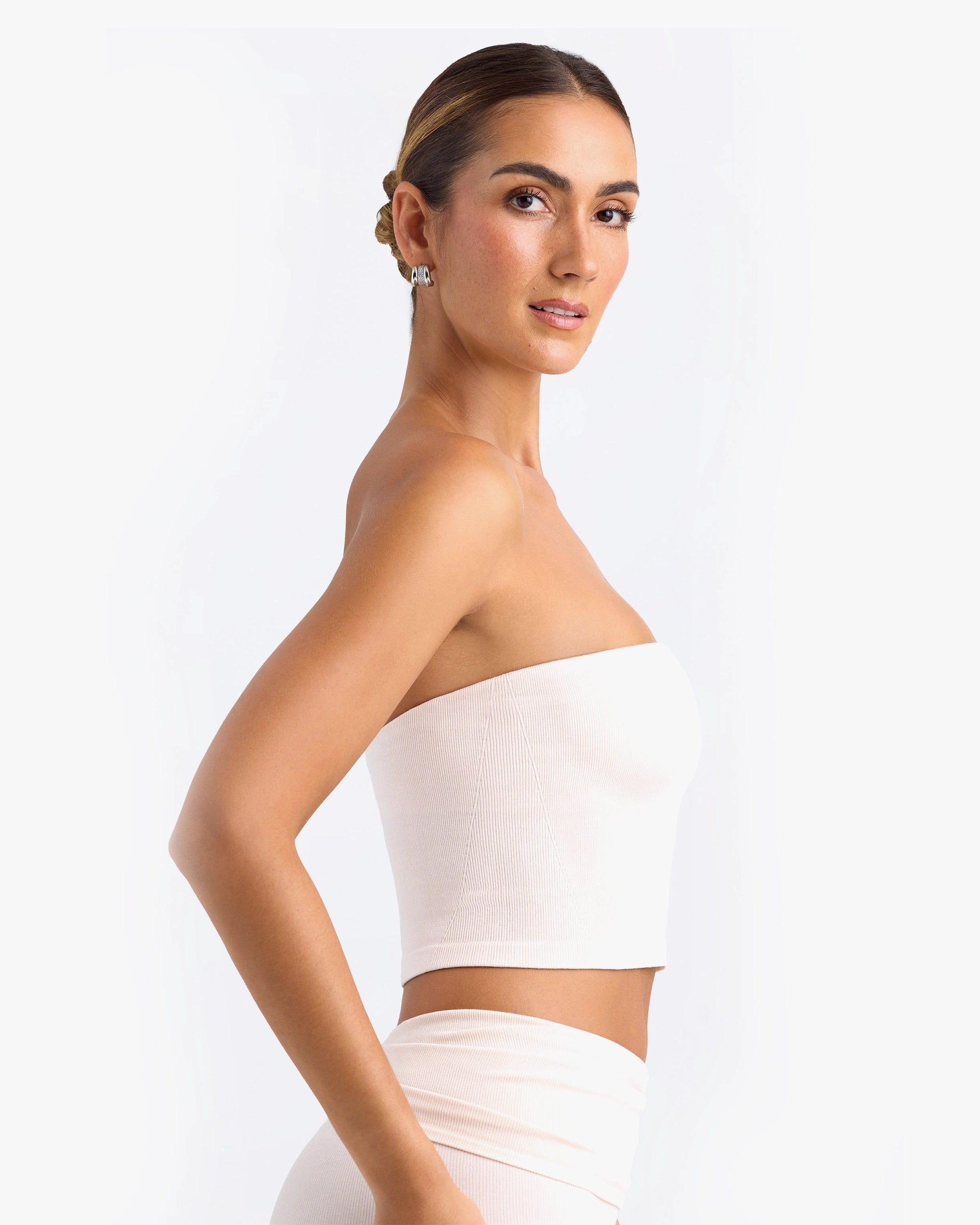 BO&TEE BANDEAU CROP TOP WASHED CREAM