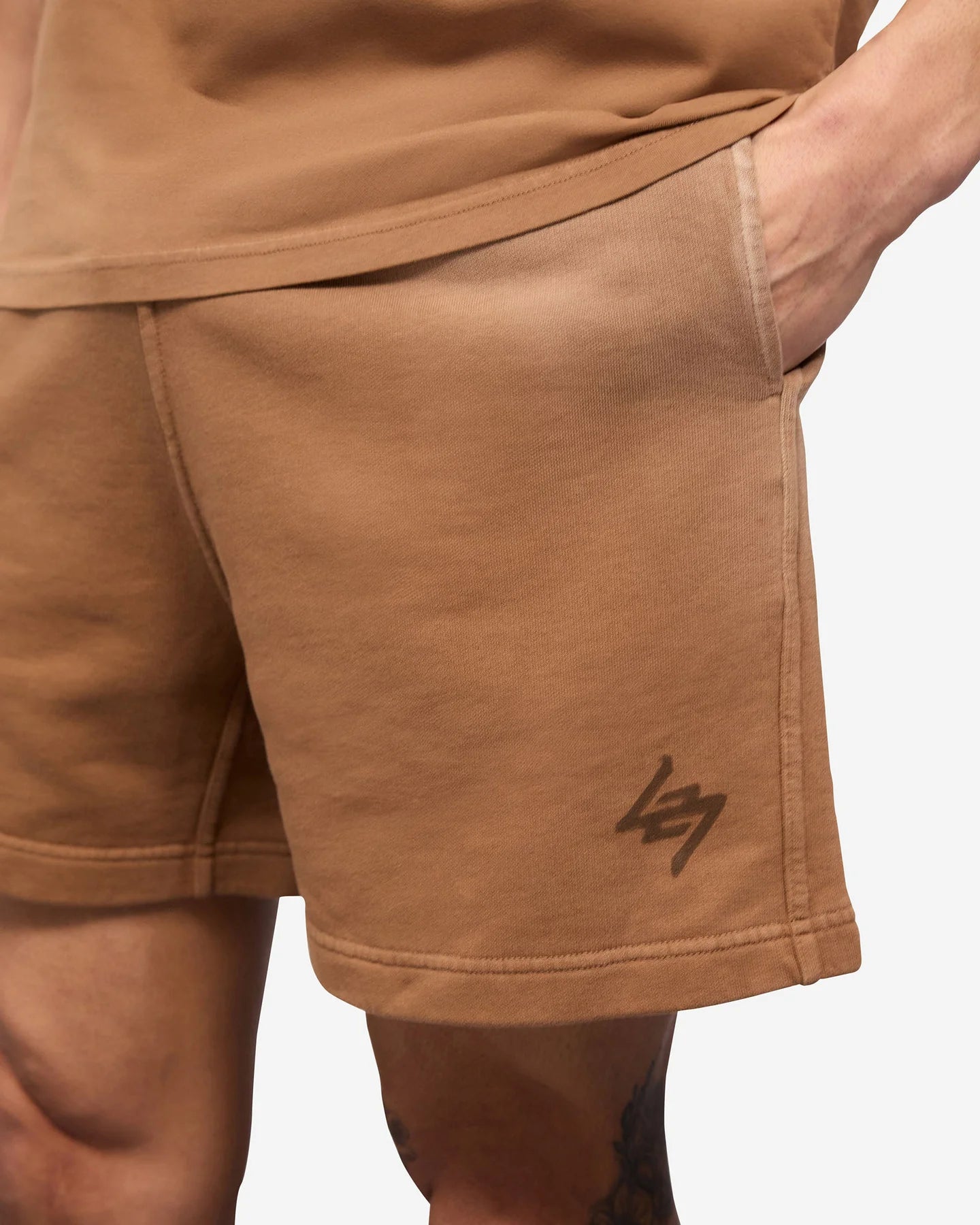 247 MOTION SHORT RUST