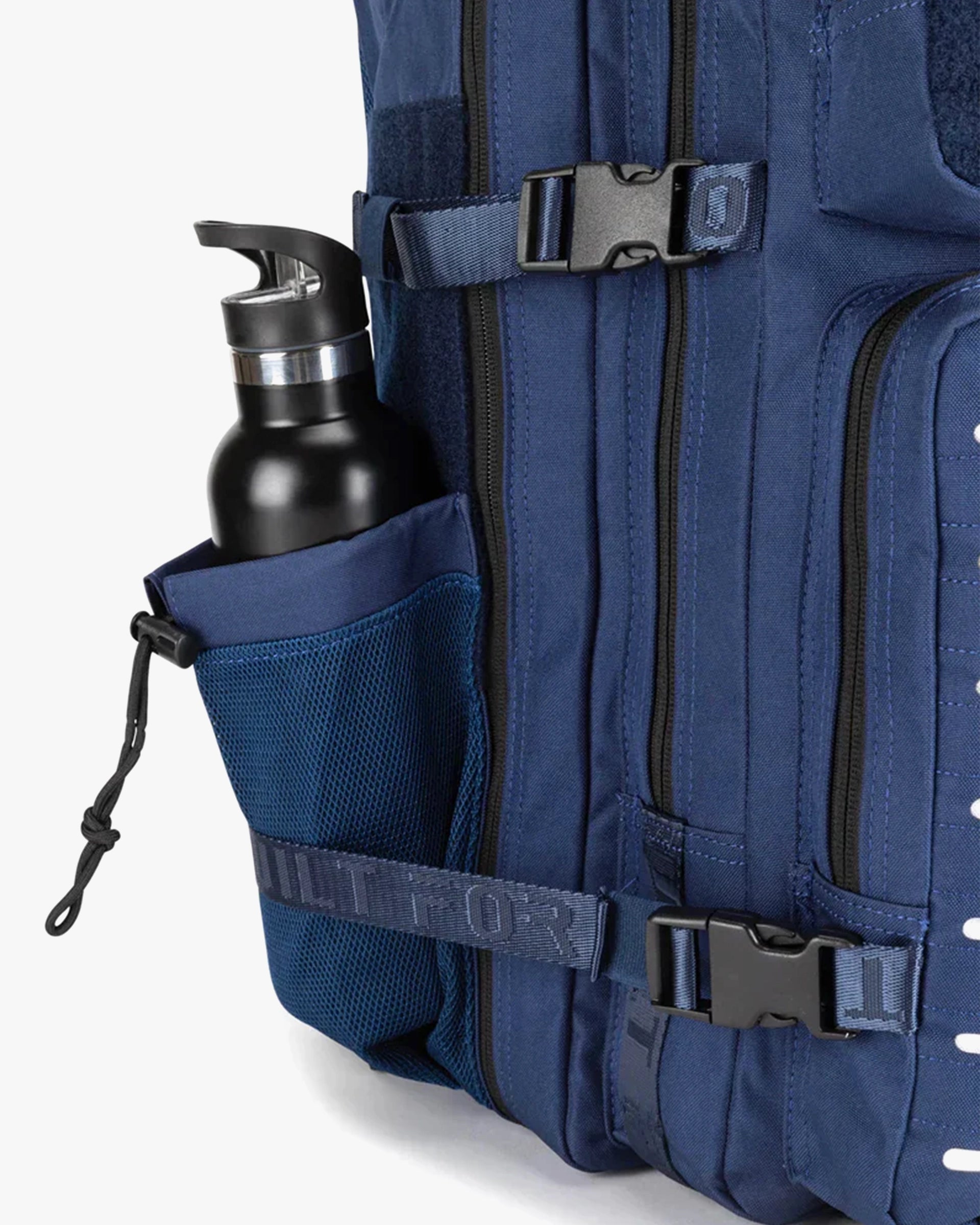 LARGE GYM BACKPACK BUILT FOR ATHLETES NAVY WHITE