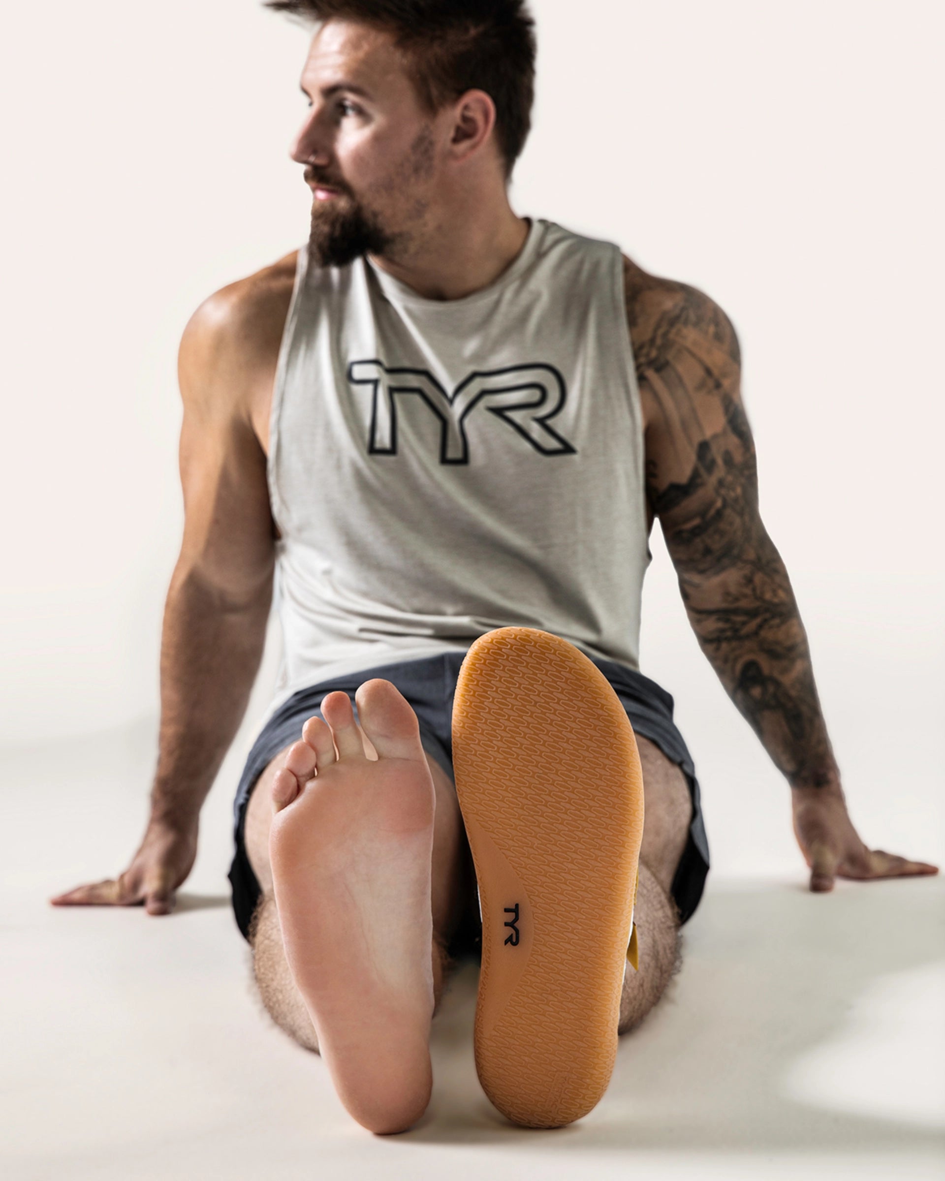 TYR UNISEX BF STABSTRAP BAREFOOT WHITE GOLD