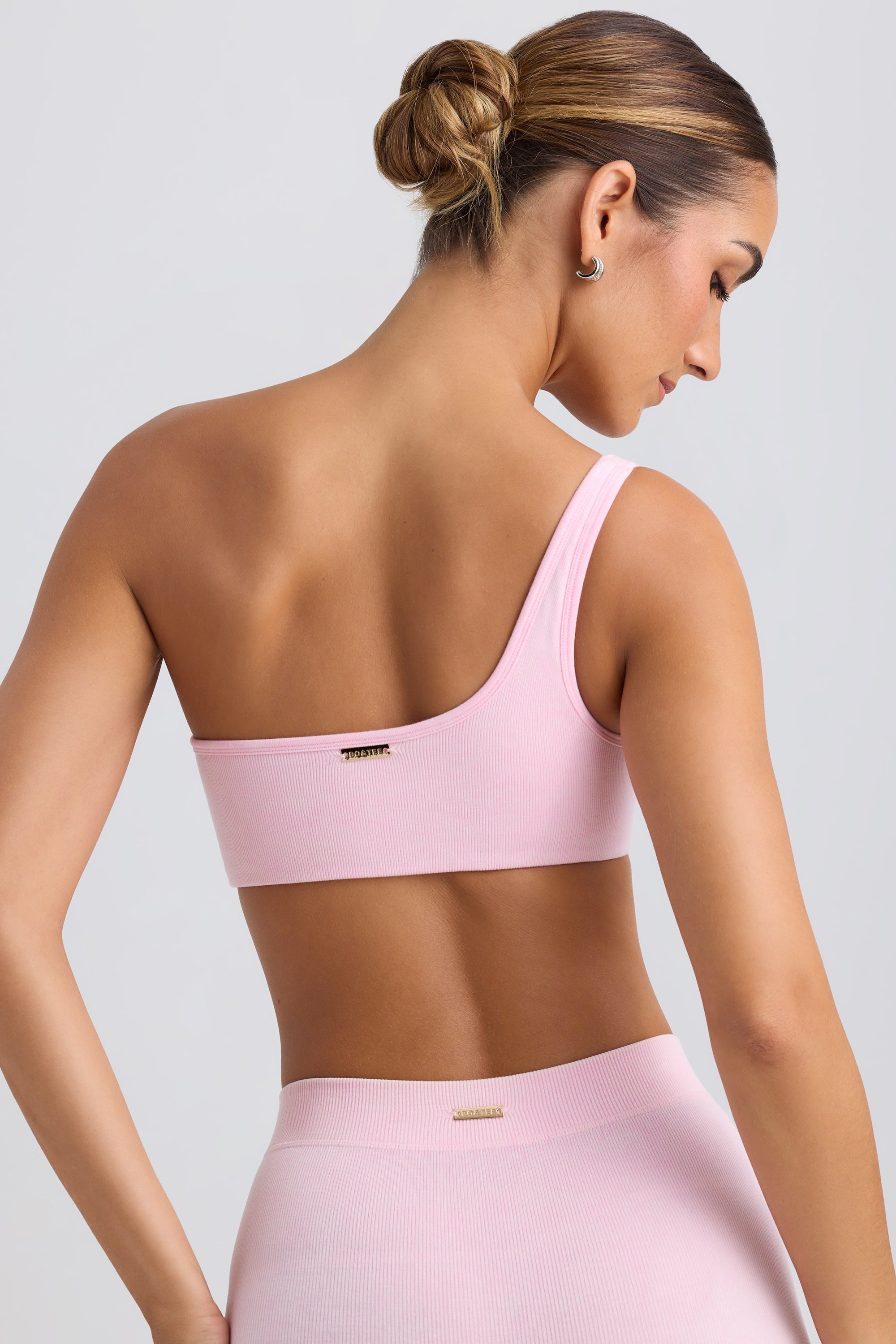 BO&TEE ONE-SHOULDER SPORTS BRA WASHED ICE PINK