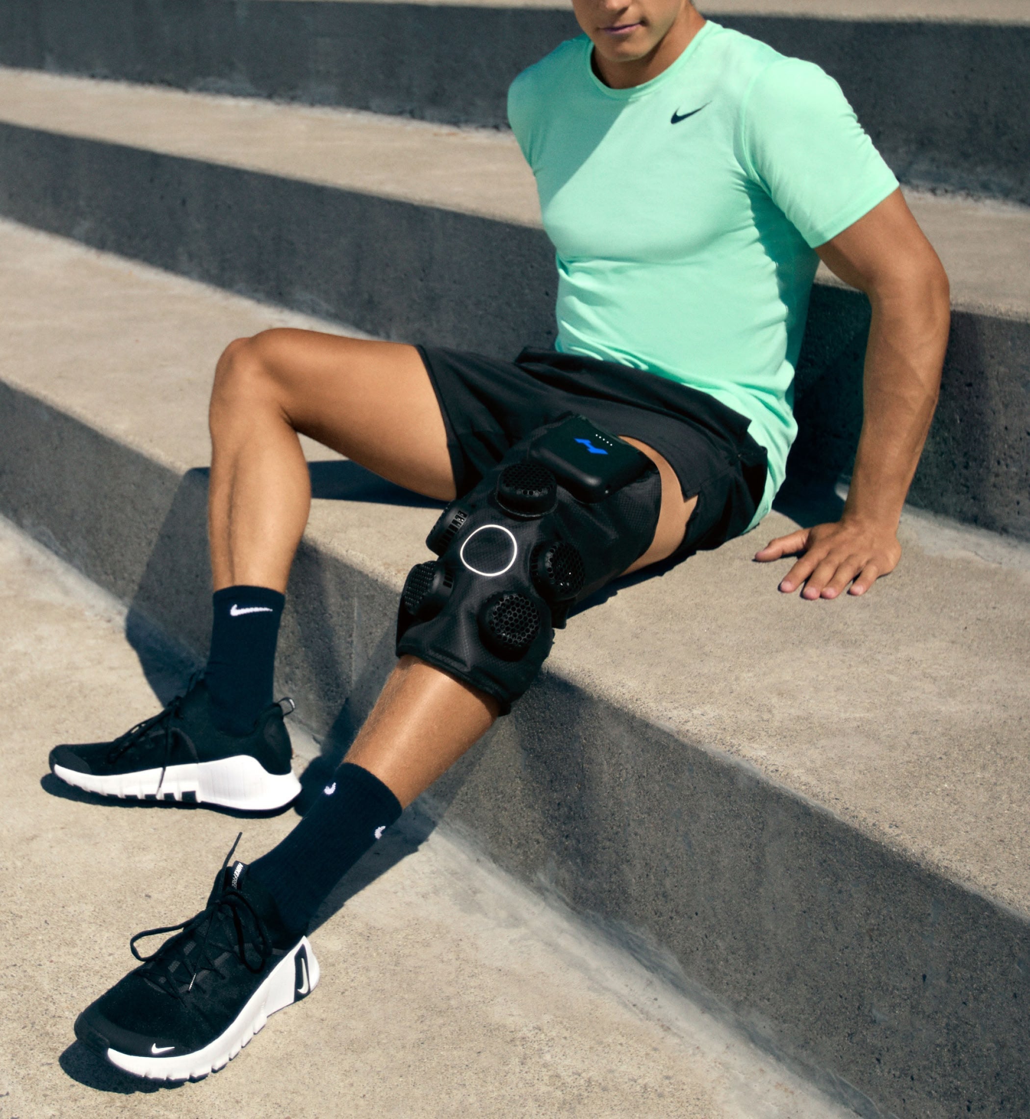 HYPERICE CONTRAST 2 KNEE - image 4