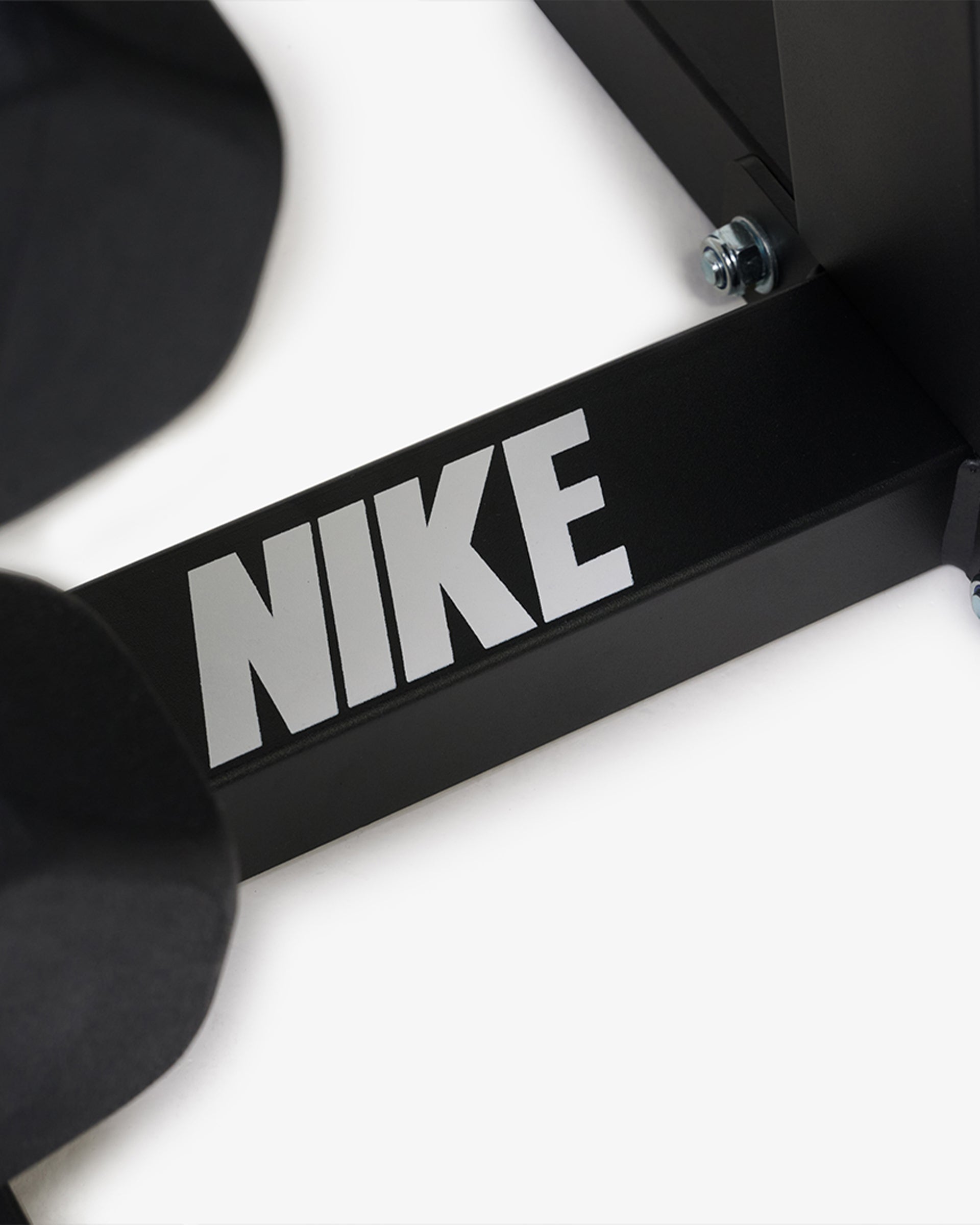 NIKE DUMBBELL TREE BLACK