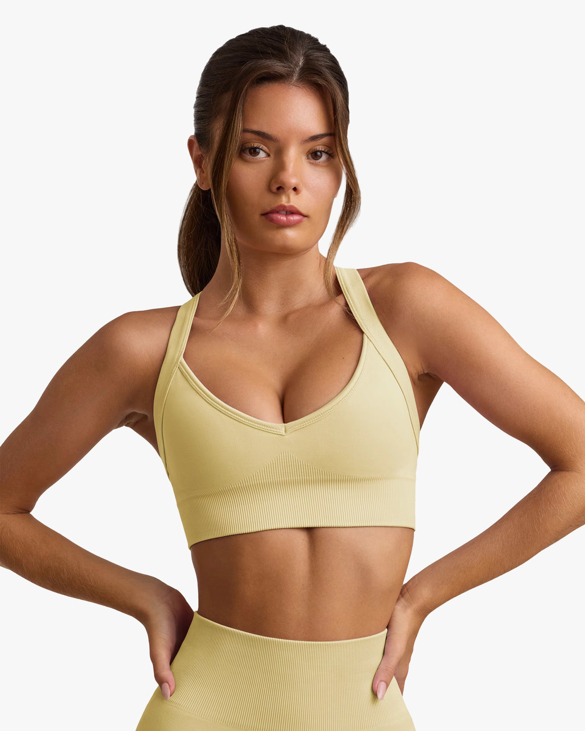 SUPER SCULPT SEAMLESS CROSS-BACK SPORTS BUTTER YELLOW