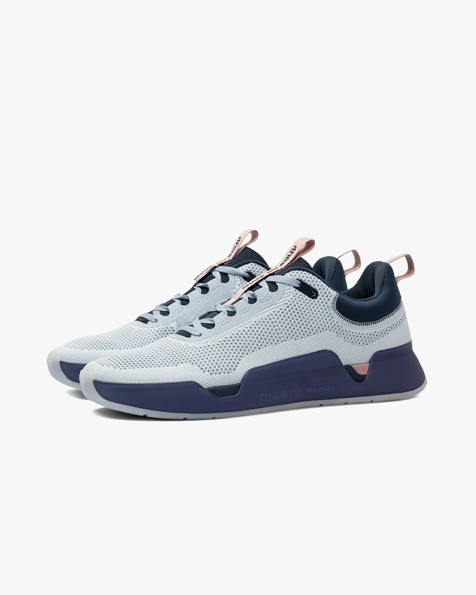 WHILE ON EARTH MOVE TRAINER GLACIER/LUPIN
